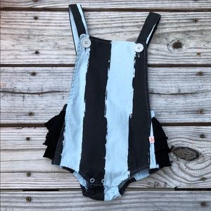 Noe & Zoe Organic Painter Stripe Ruffle Romper,NWT
